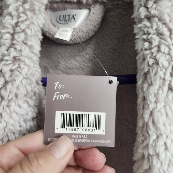 Cozy Mauve Robe - Picture 4 of 7